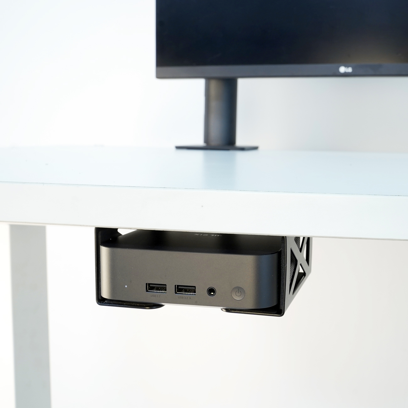 ใต้โต๊ะแล็ปท็อป/ที่ใส่ของคอมพิ - Gaming Console Stand บทวิจารณ์และราคา